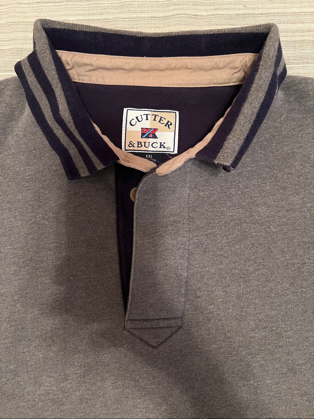 Cutter & Buck SweatShirt - Picture 2 of 11